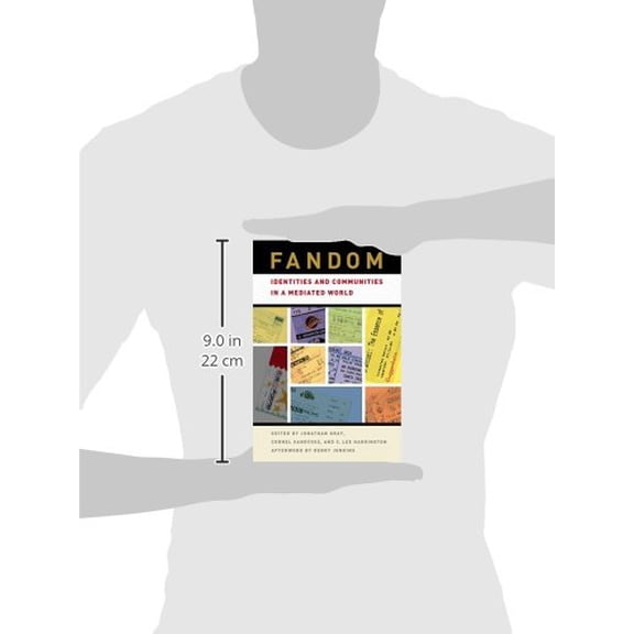 Pre-Owned Fandom: Identities and Communities in a Mediated World (Paperback)