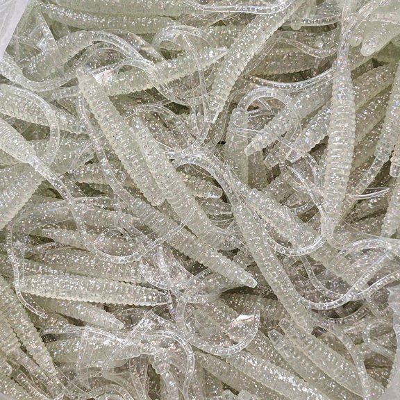 Fankenuo Earthworm Simulation Red Worm Lure 100 Pieces Packaging Enticing Visual Effects Captivating Fish Attraction Lure Fishing Tackle Silver