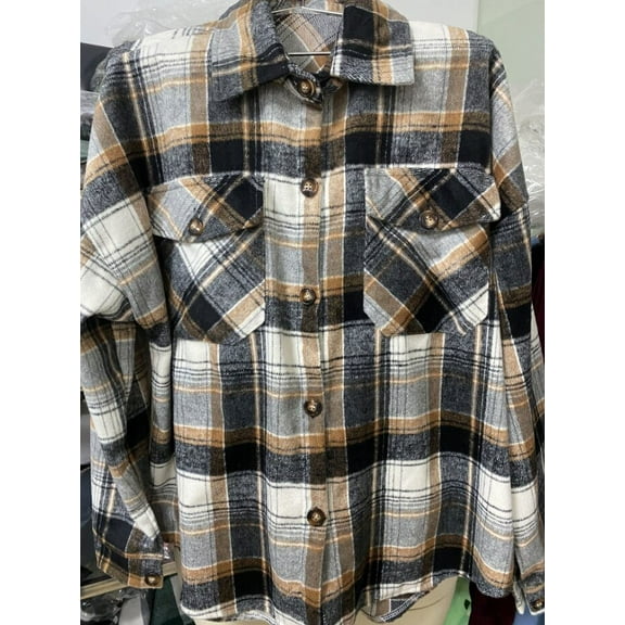 Fantaslook Flannel Shirts for Women Casual Plaid Shacket Pocketed Jacket Button Down Long Sleeve Shirts Coats