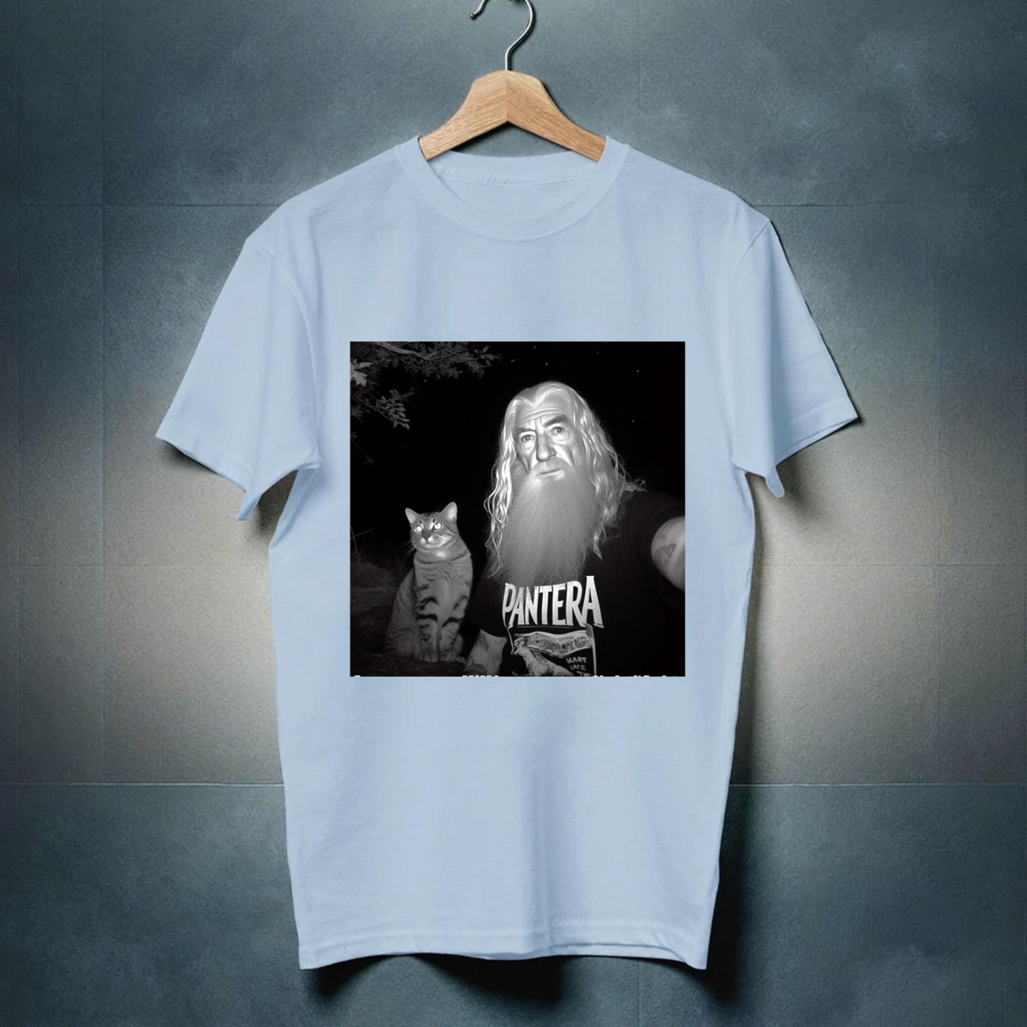 Fantasy Character Selfie with Cat, Humorous Epic Fantasy Shirt, Middle ...