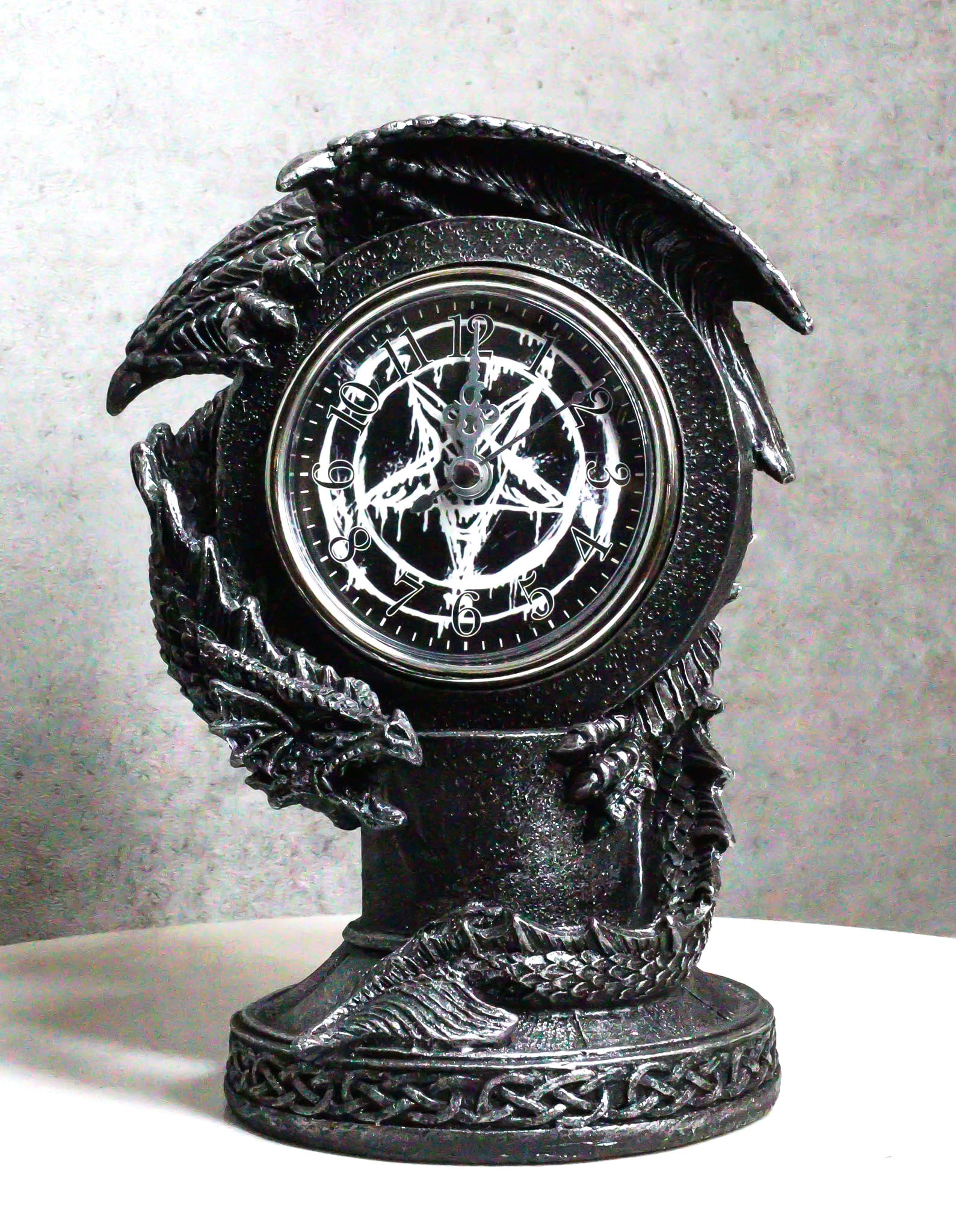 Fantasy Gothic Hour Of The Dragon Drake With Pentagram Star Table Clock ...