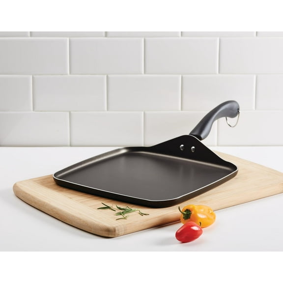 Farberware Easy Clean Aluminum 11" Dishwasher Safe Non-Stick Black Square Griddle