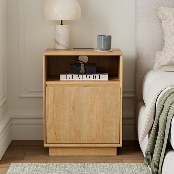 Farmhouse End Table with Charging Station, Modern Nightstands with Handless Design and Open Shelf, Bedside Tables for Bedroom, Living Room, Nautral Oak