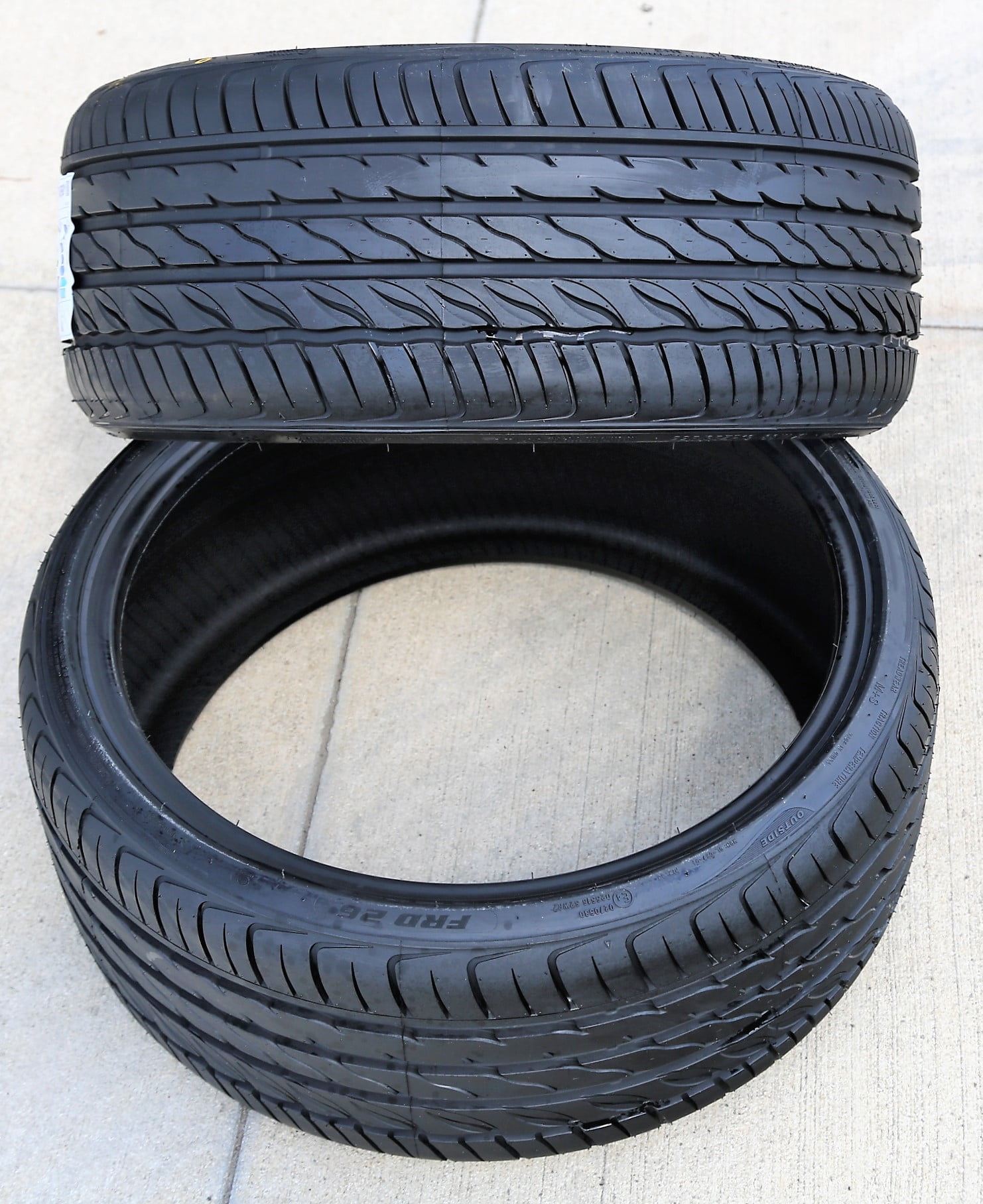 Farroad FRD26 High Performance Tire 235/35R20 92W XL A/S, Fits 2023 ...