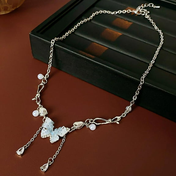 Fashion Butterfly Necklace High End Clavicle Chain Sweet Cool Spicy Necklace