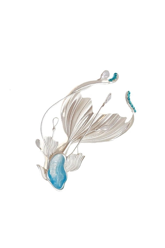 Fashion Charm Brooch Pin Fashionable Fish Brooch Beautiful Badges Alloy Texture Perfect for Daily Wear or Giving