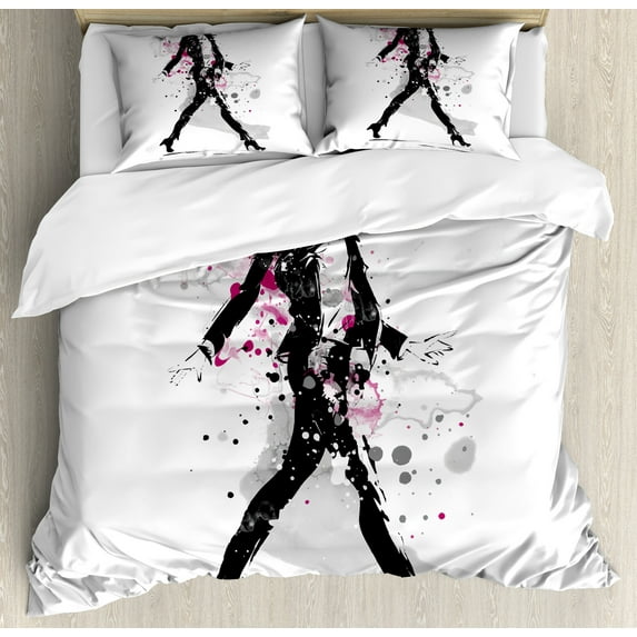 Fashion Duvet Cover Set, Woman Model on Catwalk Runway in Vintage Clothes Design Illustration, Decorative 3 Piece Bedding Set with 2 Pillow Shams, Queen Size, Black and Pink, by Ambesonne