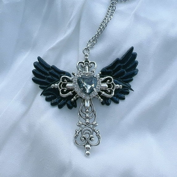Fashion Goth Sexy Accessories Wings Cross Pendant Necklace For Women Heart Crystal Choker Punk Charm Necklace Jewelry Accessory