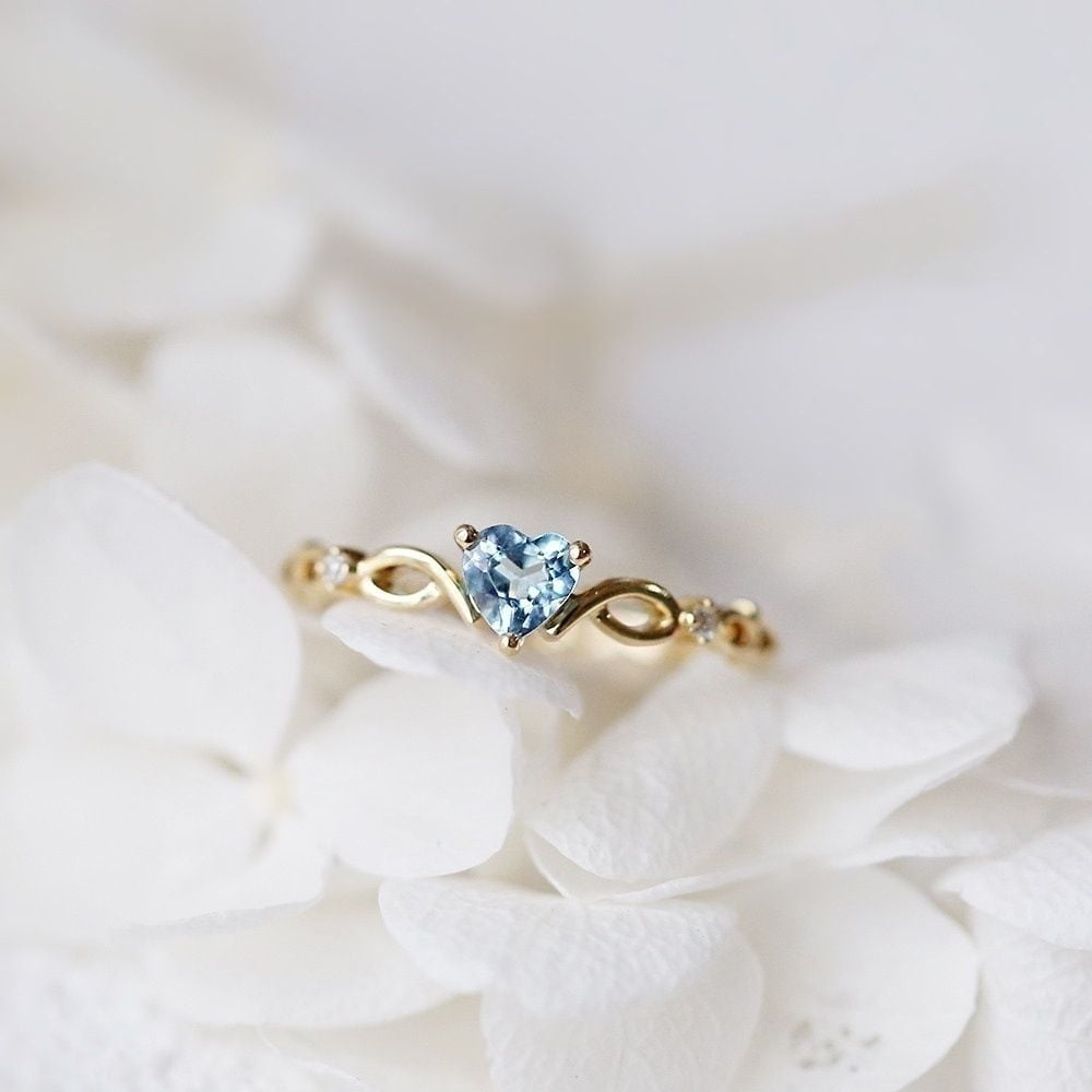 Heart ring for girlfriend deals