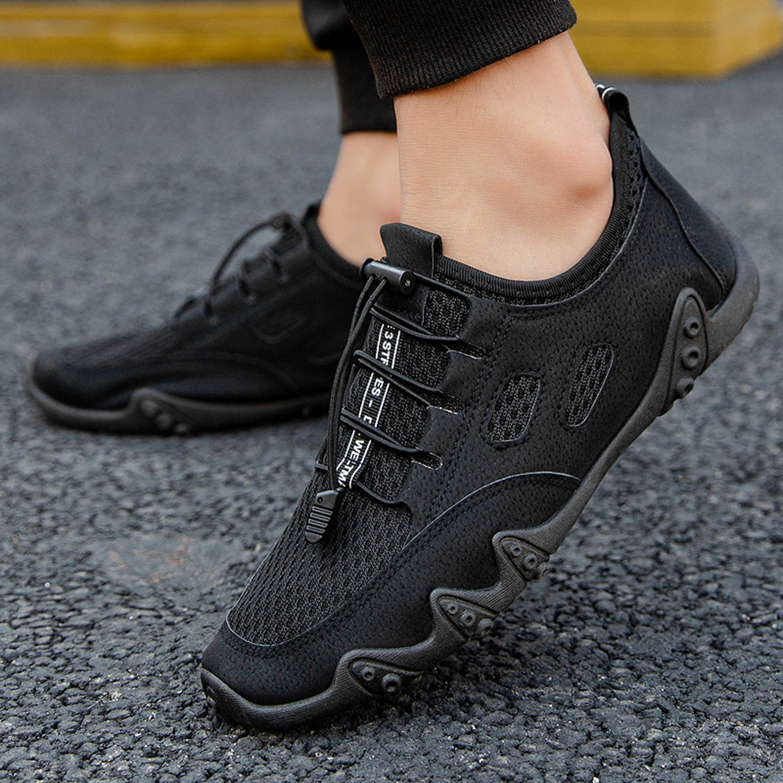 Sneakers For Men Casual Shoes Fashion Men Mesh Casual Sport Shoes Lace-Up  Breathable Soft Bottom Sneakers 