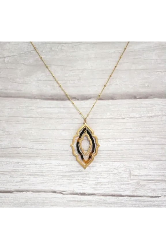 Fashion New Acrylic Leopard Tortoise Shell Triple Flowral Pendant Long Necklace