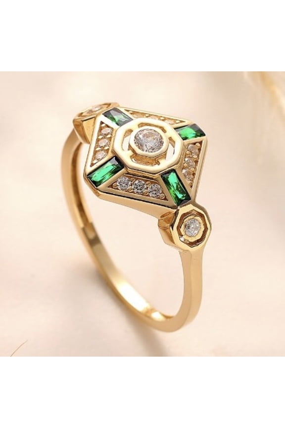 Fashion Palace Style Square Emerald Creative Women's Ring