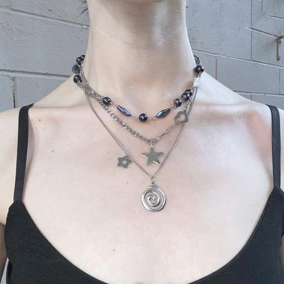 Fashion Personalized Hip Hop Retro Simple Vortex Hanging Five-pointed Star Necklace