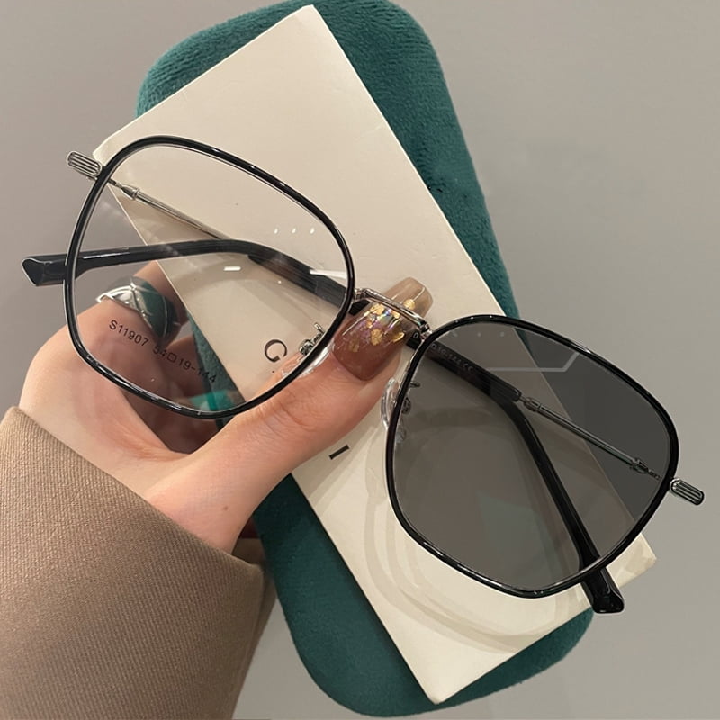 Fashion Trendy Photochromic Myopia Glasses Luxury Women Minus Diopter