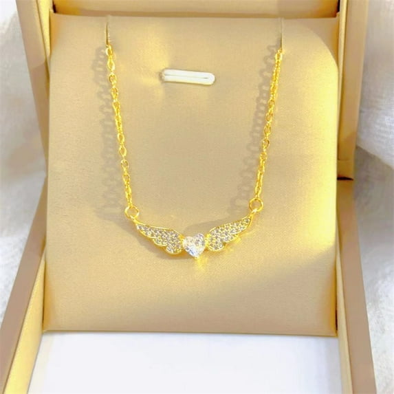 Fashion White Romantic Heart Shape Lucky Angel Wings Necklace Classic Personality Design Stainless Steel Clavicle Chain Pendant