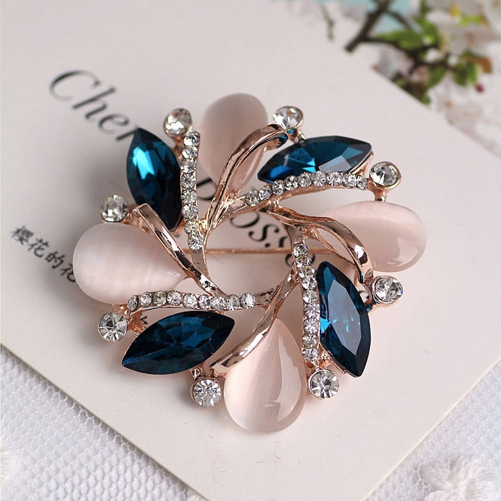  50 Pieces Faux Pearl Brooch Pins Artificial Pearls Sweater  Shawl Clips Elegant Hat Safety Pins Decorative Dress Broches Jewelry for  Women Faux Crystal Cardigan Clip : Arts, Crafts & Sewing