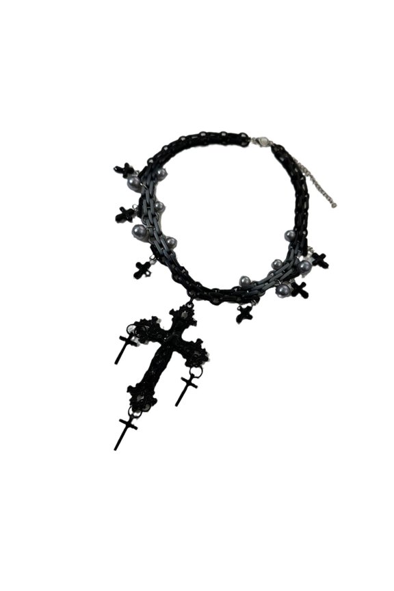 Fashionable Dark Crosses Necklace Portable Accessory for Women Embracing Gothic and Punk Styles With Comfortable Fit