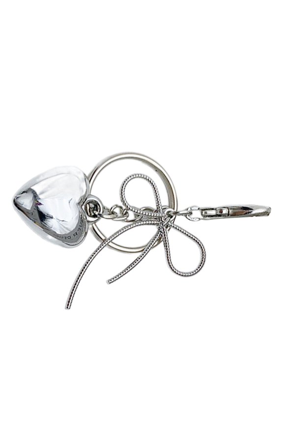 Fashionable Heart Keychain Chic Heart Key Ornament Stylish Bag Pendant Elegant Bowknot Key Holder for Any Occasion