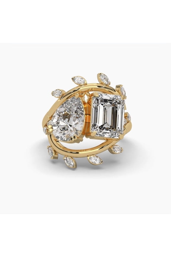 Fashionable Pear and Emerald Cut Moissanite Art Deco 18k Toi Et Moe Ring