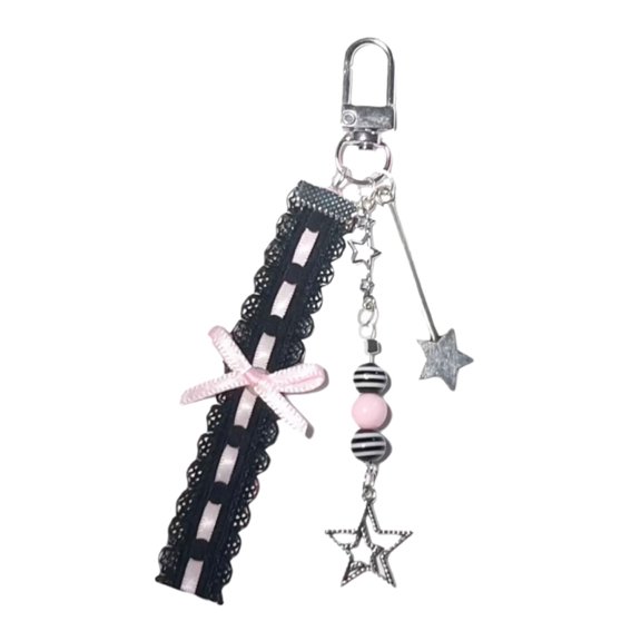 Fashionable Star Pendant Keychain Featuring Charm Bowknot Ribbon Bag Pendant