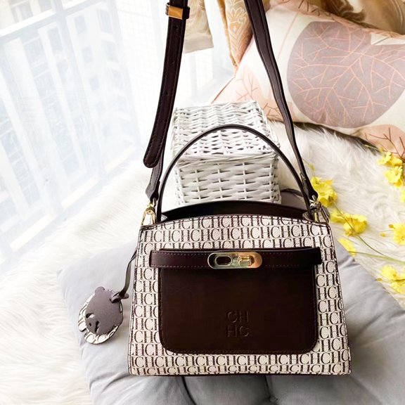 Fashionable Women's Bag, One-shoulder Crossbody Bag, Versatile Matching, Simple Temperament