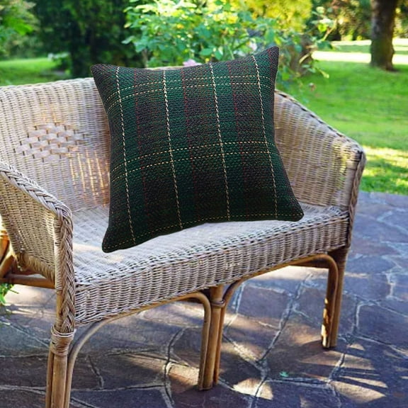 Fasiaou Pack of 1 Christmas Plaid Decorative Throw Pillow Covers Scottish Tartan Cushion Case for Farmhouse Home Holiday Decor Red , 20 x 20 Inches