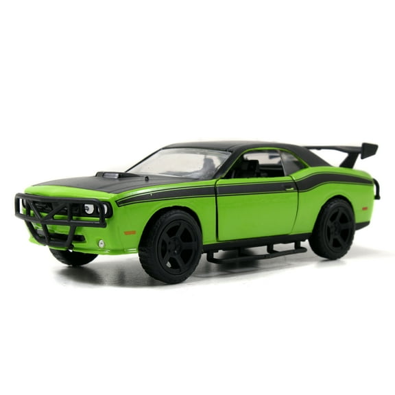 Fast & Furious 1:32 Dom's 2008 Dodge Challenger SRT8 Die-cast Car Play Vehicles