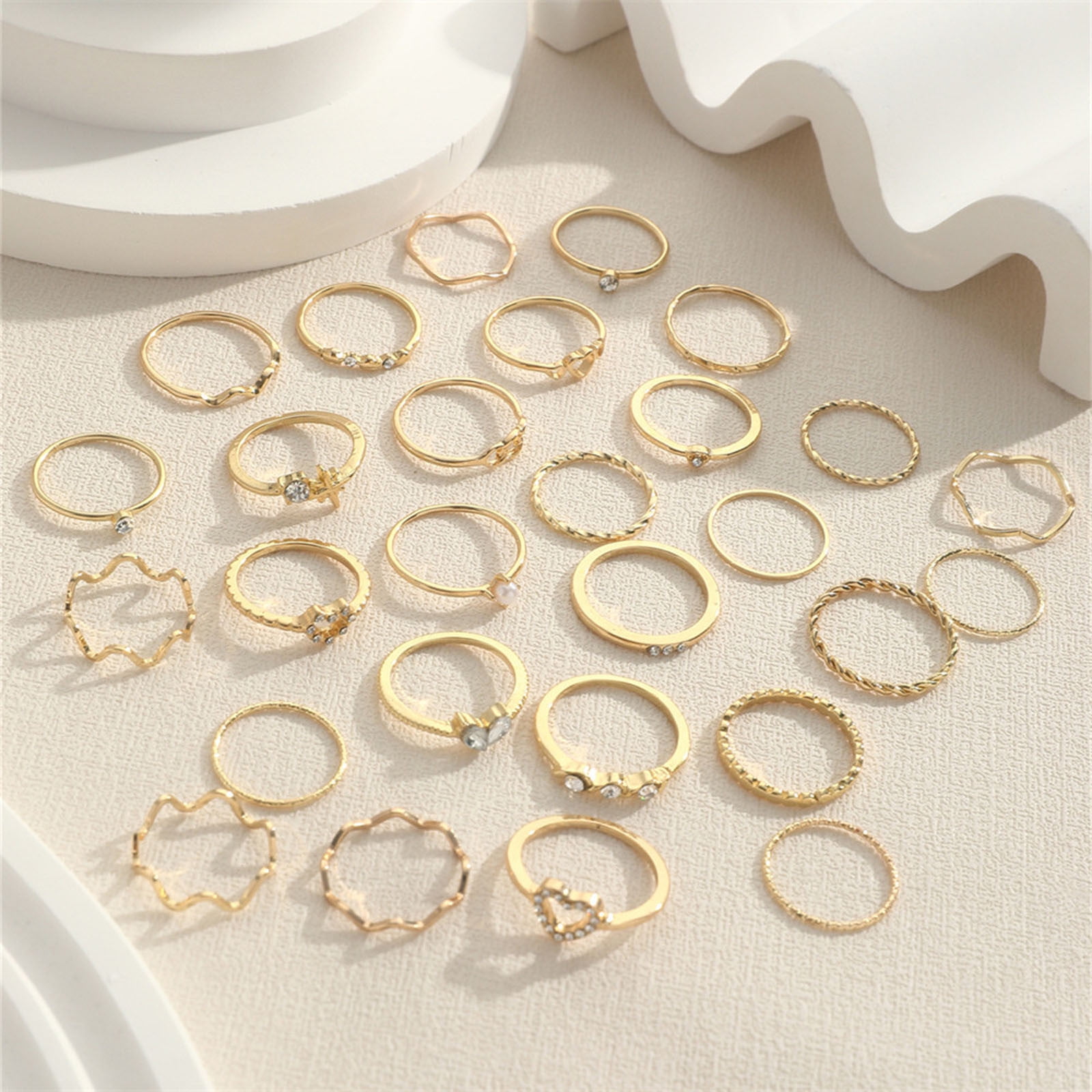 FastXmas 28 Pcs Gold Rings Set,Valentine's Day 1.6 -1.8 CM Vintage ...