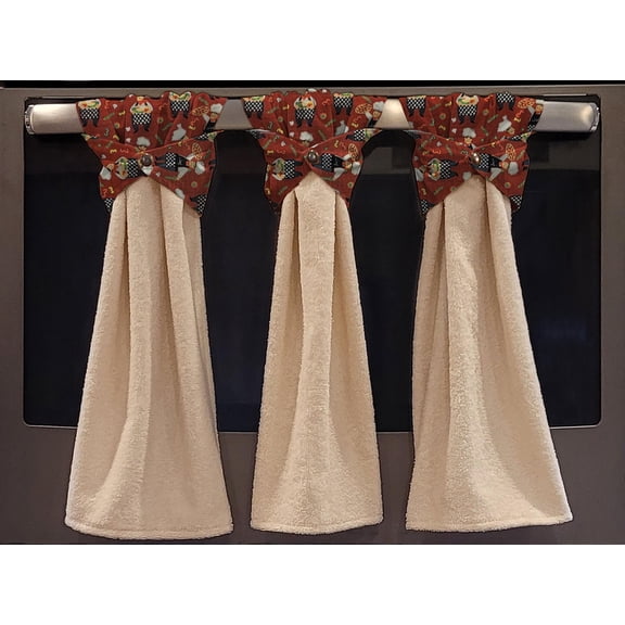 Fat Chefs Wraparound Snap Hanging Towels (Set of 2) by Penny's Needful Things (Pizza Chefs) (Terrycloth Color: Off White)