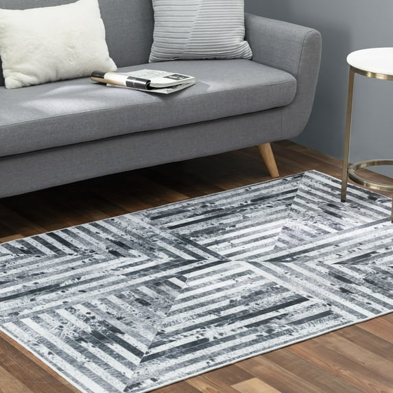 Faux Cowhide Contemporary Area Rug 4x6 Patchwork Caught in the Crosshairs Polyester Rug With Cotton-Canvas Backing