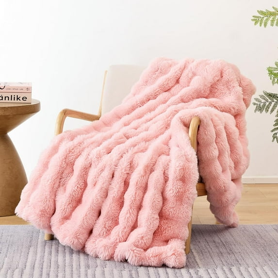 Faux Fur Blanket Rabbit Fleece - Blush Pink Fluffy Blanket for Sofa, Cozy Soft Plush Throw Blanket for Couch Bed, Luxury Thick Fuzzy Couch Blanket for Winter, Comfy Bubble Blanket - 60" x 80"