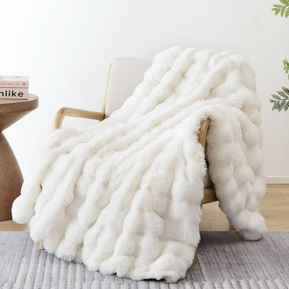 Faux Fur Blanket Rabbit Fleece - Cream White Fluffy Blanket for Sofa, Cozy Soft Plush Throw Blanket for Couch Bed, Luxury Thick Fuzzy Couch Blanket for Winter, Comfy Bubble Blanket - 50" x 60"