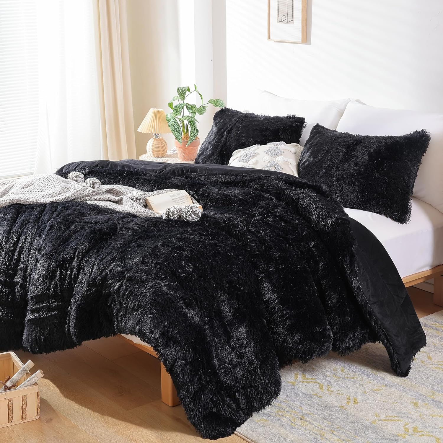 Faux Fur Comforter,Fuzzy Queen Comforter Set,Plush Black Comforter Set