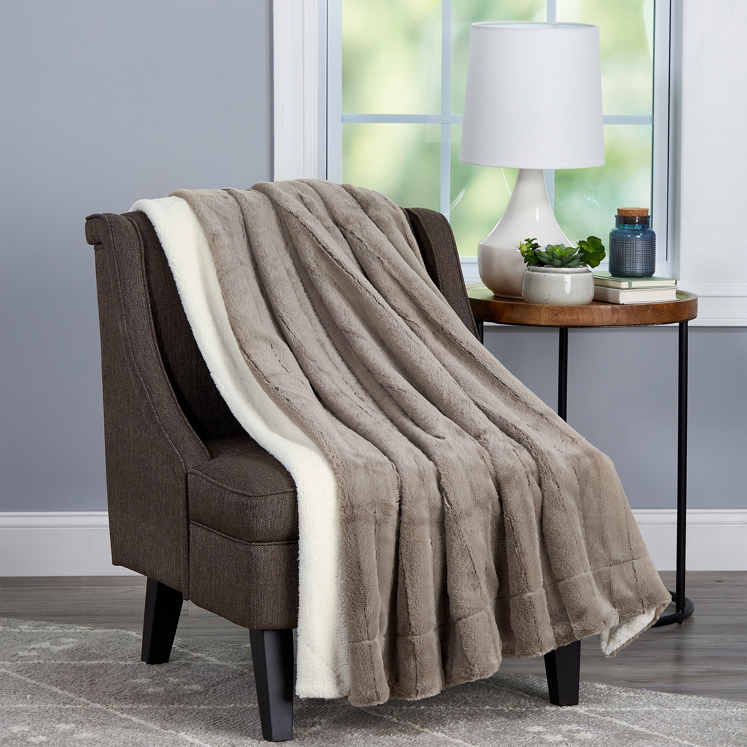 Faux-Fur-Jacquard-Throw-