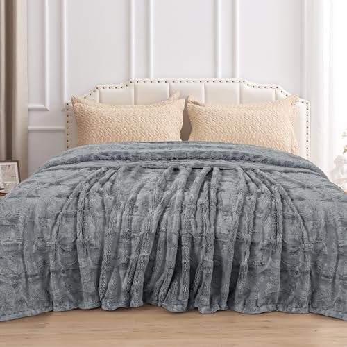 Faux Fur Luxury Throw Blanket,Double Side Soft Fluffy Shaggy Fuzzy Blanket for Couch Sofa Bed (Light Grey, X-Large Twin Size)