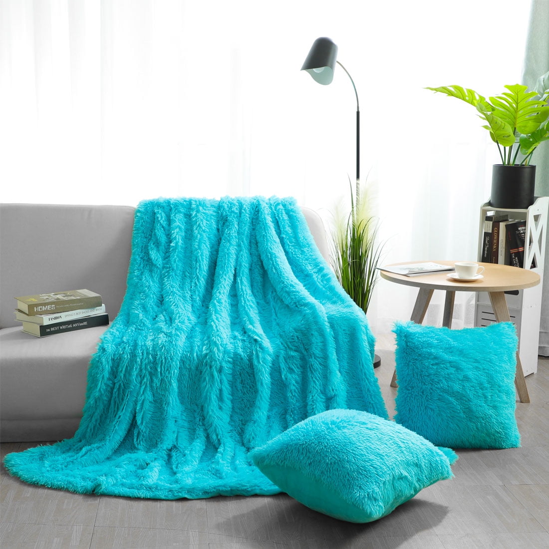 Buy Shaggy Long fur Throw Blanket, Super Soft Faux Fur Lightweight Warm  Cozy Plush Fluffy Decorative Blanket for Couch,Bed, Chair(51x63, Pink)  Online at Low Prices in India 