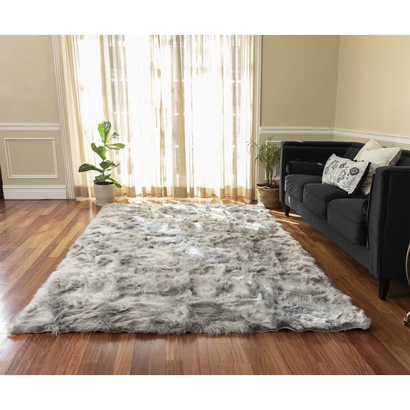 Faux Fur Rug Luxuriously Soft and Eco Friendly