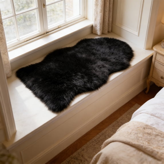 Faux Fur Rug Ultra Soft Fluffy Shaggy Area Rug, Fluffy Sheepskin Fur Rug, 35.4" x 23.6" Machine Washable Shag Rug for Bedroom Floor Sofa Living Room