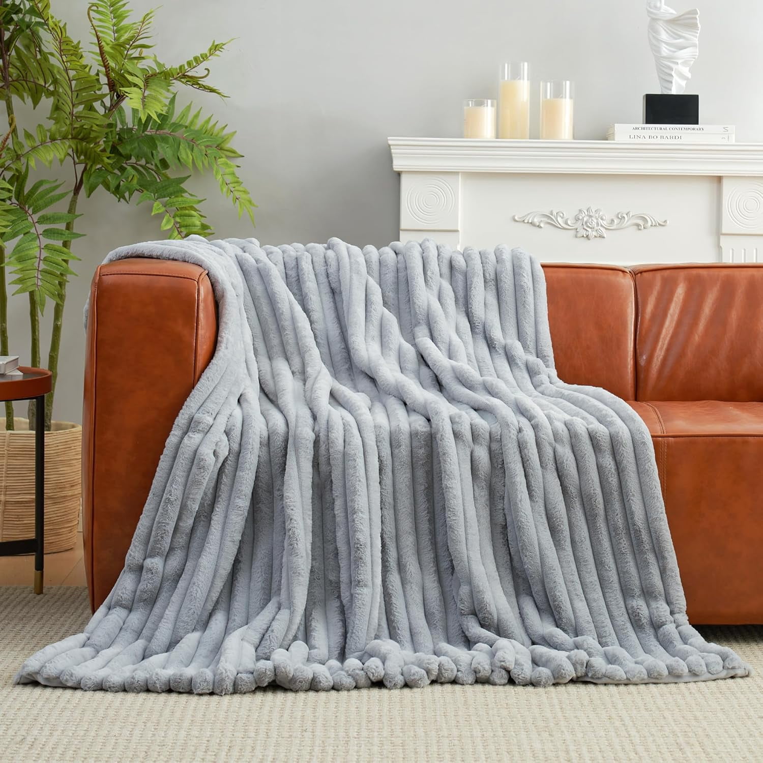Faux Fur Throw Blanket for Couch, Cozy Fuzzy Fluffy Fur Luxurious Soft ...