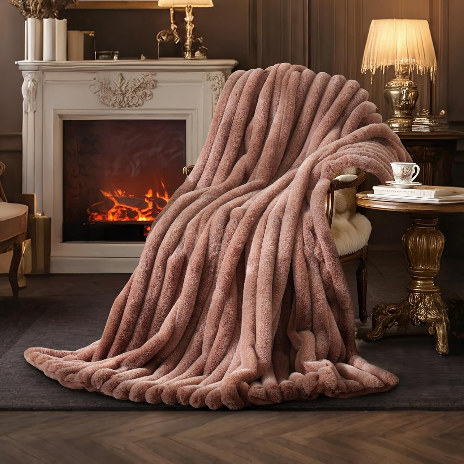Contemporary Faux Fur Throw Blanket with Plush Texture