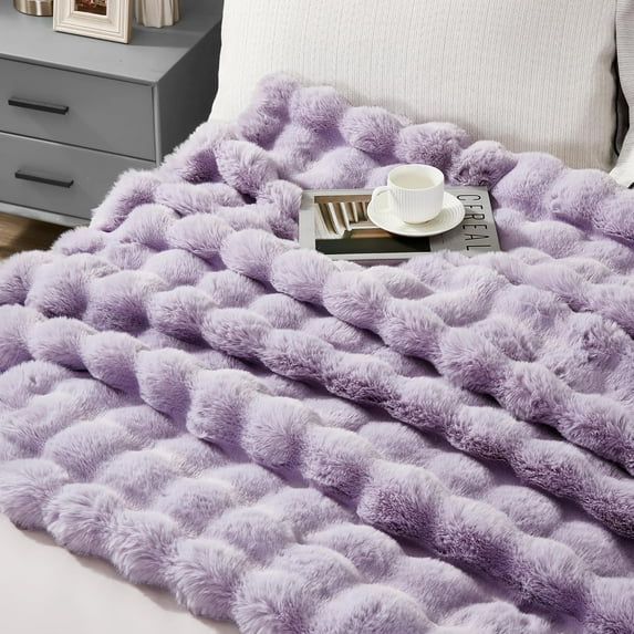 Faux Fur Throw Blanket for Couch, Cozy Warm Plush Striped Blanket for Sofa Bedroom Living Room, Pink