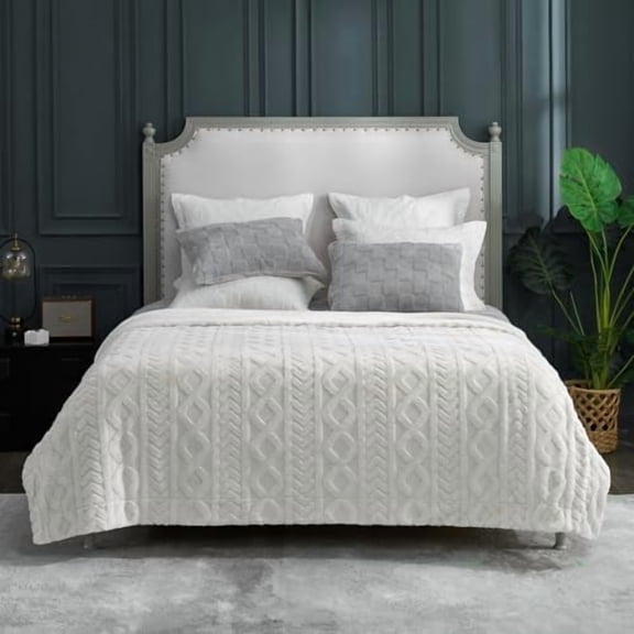 Faux Fur Throw Blanket for Couch, Jacquard Fuzzy Plush Soft Thick Winter Throw Blanket for Sofa Bed Living Room Bedroom,60"x80" Beige