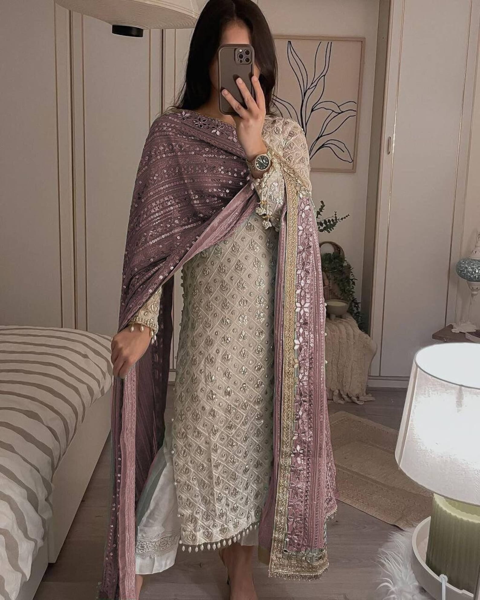 Pakistani salwar kameez discount