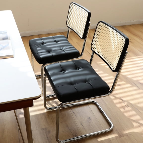 Faux Leather Seating / Fits Well in Various Rooms / Cool and Dry Sitting Experience