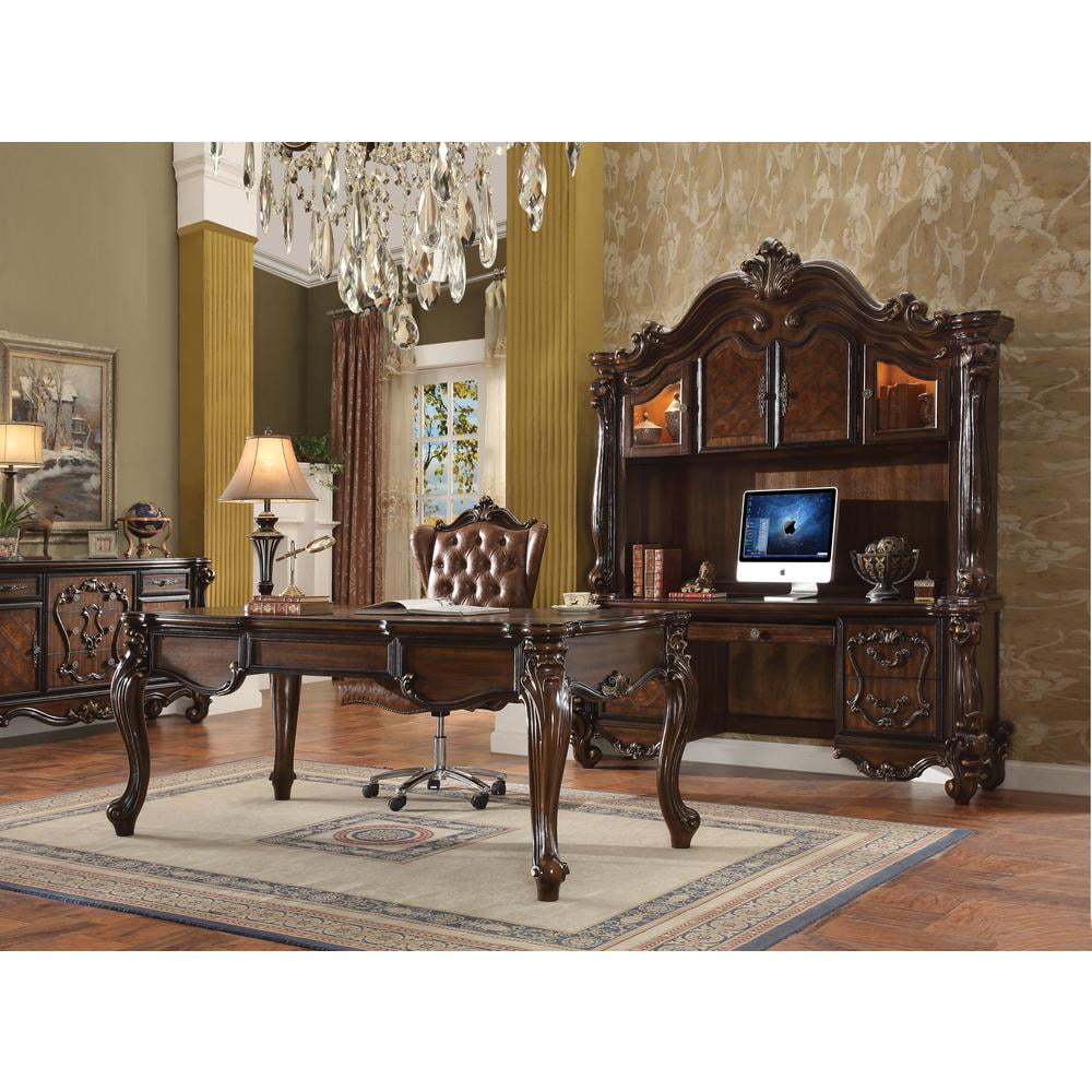 Elegant Two-Tone Light Brown PU & Cherry Oak Executive Swivel Chair