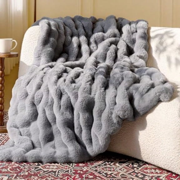 Faux Rabbit Fur Throw Blanket Ultra Soft Fluffy Warm Decorative Blanket For Couch Sofa Or Bed 50x60 860GSM AllSeason Cozy Gift Light Grey