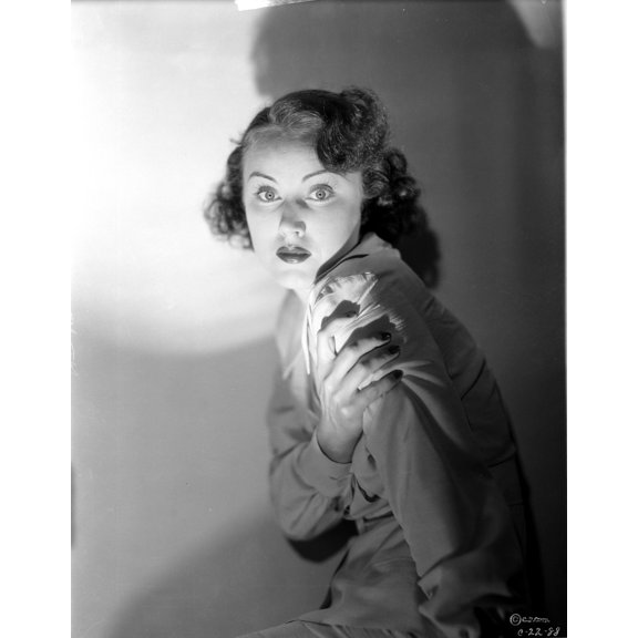 Fay Wray Portrait Shot in Darkness Photo Print (8 x 10)