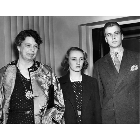 Fdr Presidency. From Left First Lady Eleanor Roosevelt History (24 x 18)