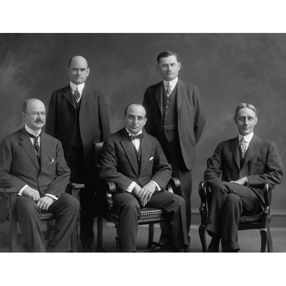 The Federal Trade Commission Ftc Was Established In 1914 As A Successor To Theodore Roosevelt'S Bureau Of Corporations. The Ftc Had Five Members Authorized To Issue Cease And Desist Orders To Large