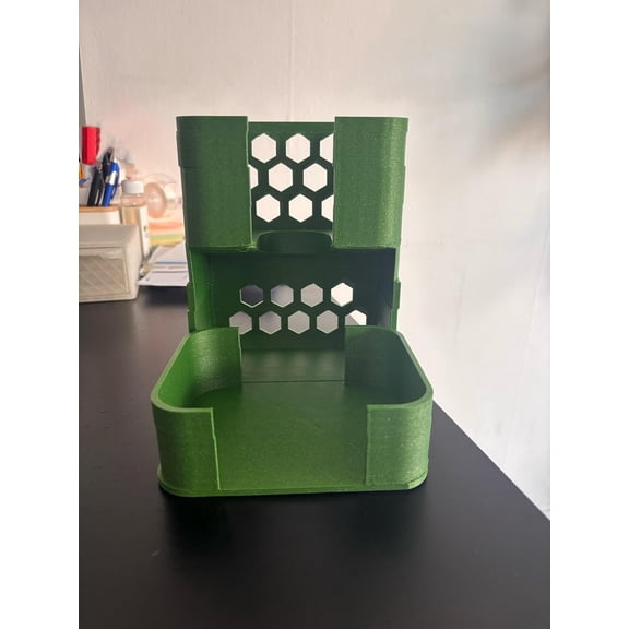 Feeding Pump Holder for Kangaroo Joey | Secure Pump Organizer | Honeycomb Pattern Ventilation Design | Compact Home Storage Solution